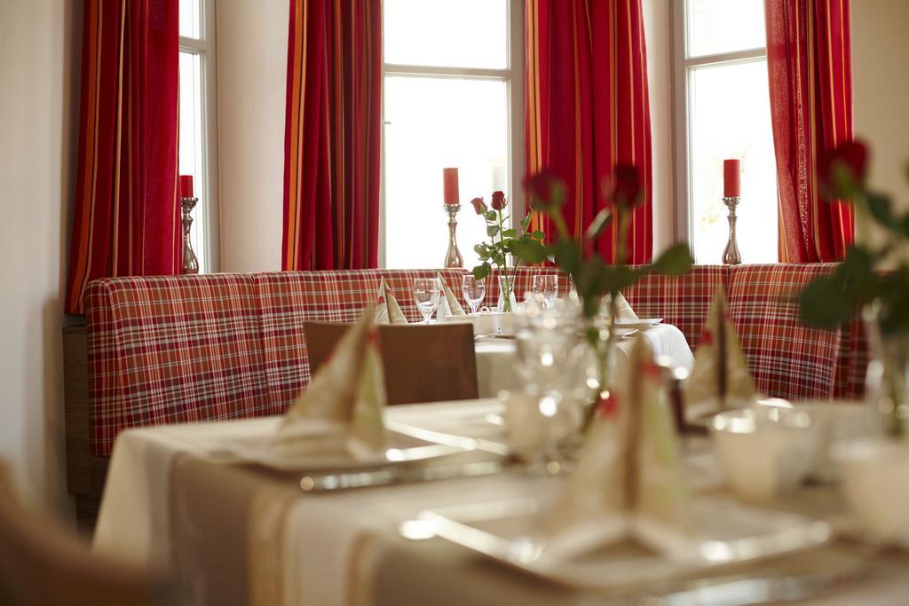 Boutique Hotel zur Post Vohburg an der Donau Zimmer foto